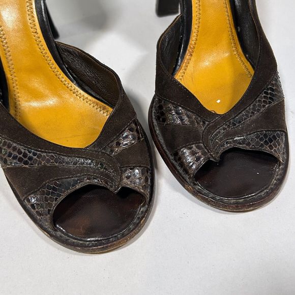 Chloe Leather Suede Cut Out Peep Toe Heels Women's 38.5 (US 8.5) - Picture 3 of 11